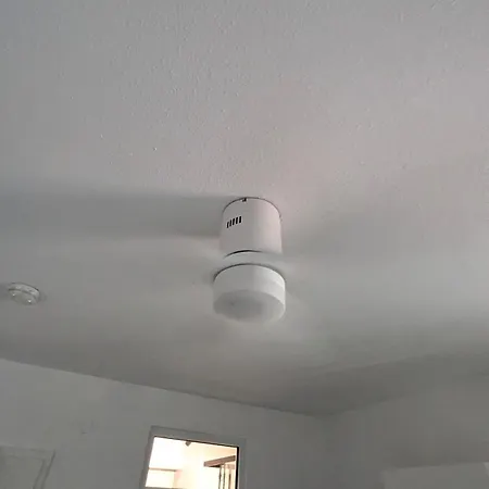 Waldstadt Charme Hideaway Kueche-balkon-netflix Διαμέρισμα Καρλσρούη